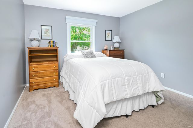 1515 E Dunstan Drive, Bloomington, IN 47401