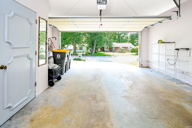 1515 E Dunstan Drive, Bloomington, IN 47401