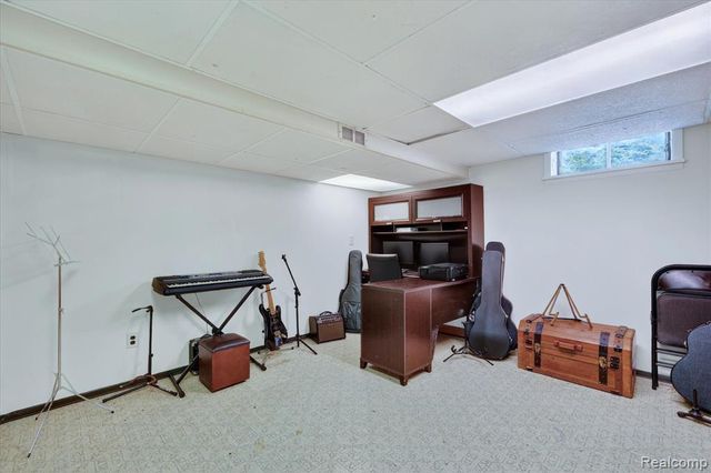 18178 22 Mile Road, Macomb, MI 48044