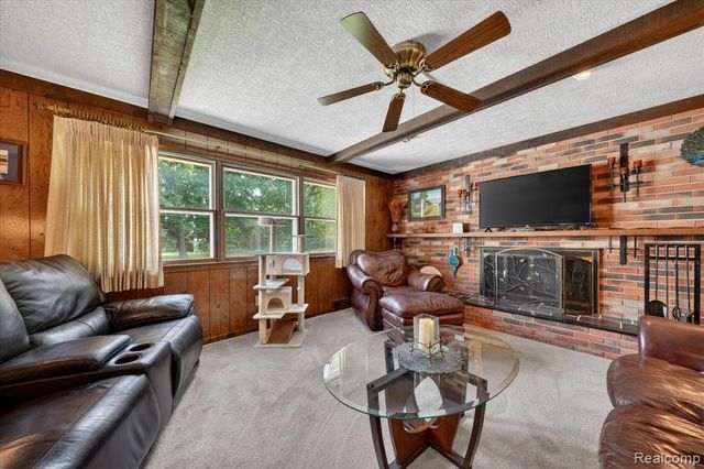 18178 22 Mile Road, Macomb, MI 48044