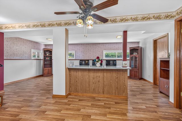 9517 Farmer Drive, Highland, IN 46322
