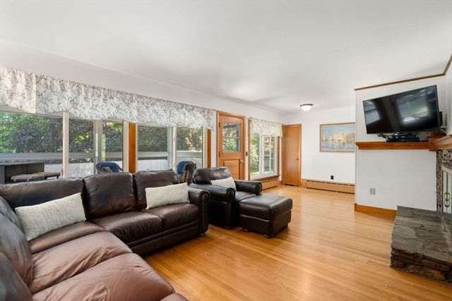 107 Highland St, Milford, MA 01757
