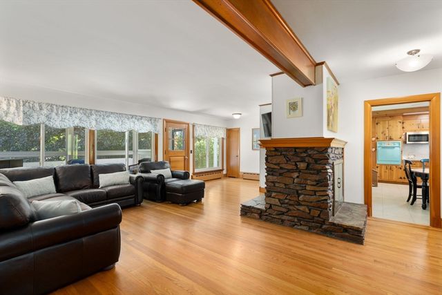 107 Highland St, Milford, MA 01757