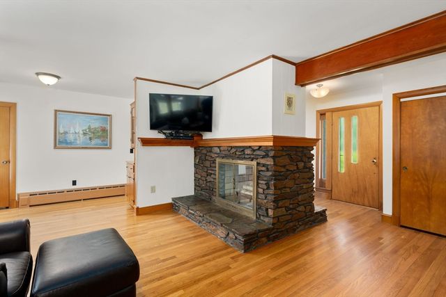 107 Highland St, Milford, MA 01757