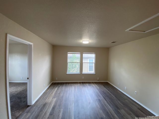 4938 CORIAN SPRINGS DR, San Antonio, TX 78247