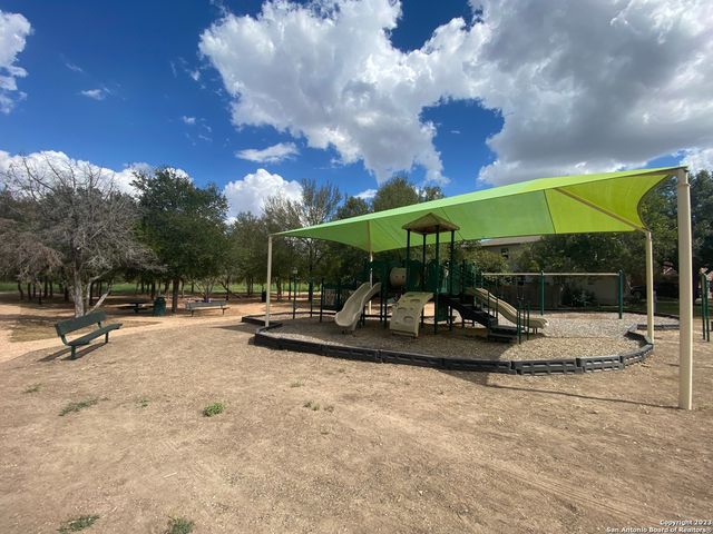 4938 CORIAN SPRINGS DR, San Antonio, TX 78247