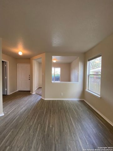 4938 CORIAN SPRINGS DR, San Antonio, TX 78247