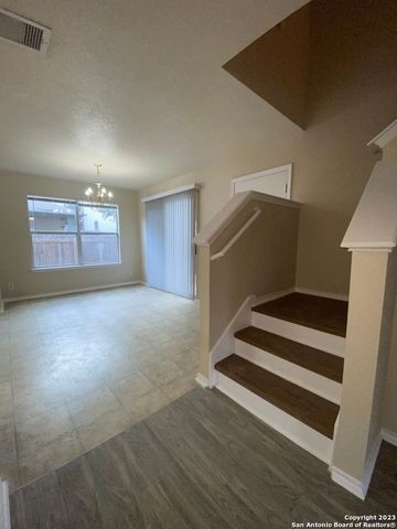 4938 CORIAN SPRINGS DR, San Antonio, TX 78247