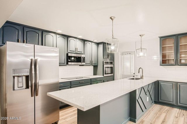 3115 S KACHINA Drive, Tempe, AZ 85282