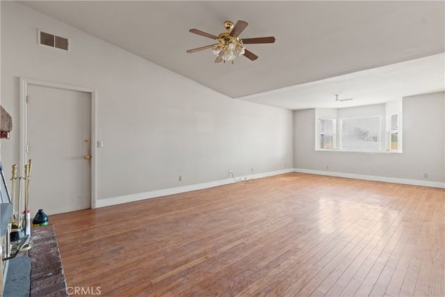 2110 W Avenue M8, Palmdale, CA 93551