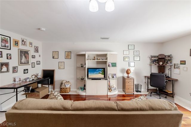 4245 34th AVE SE, Naples, FL 34117