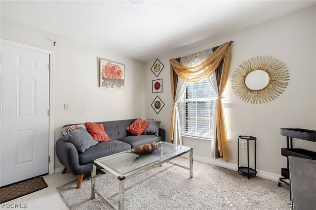 4245 34th AVE SE, Naples, FL 34117