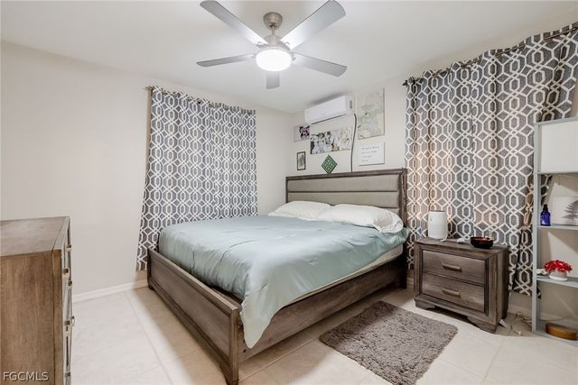 4245 34th AVE SE, Naples, FL 34117