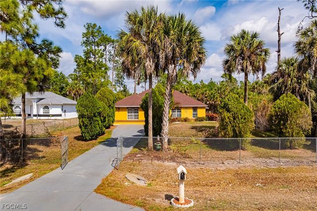 4245 34th AVE SE, Naples, FL 34117