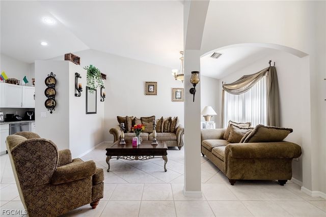 4245 34th AVE SE, Naples, FL 34117