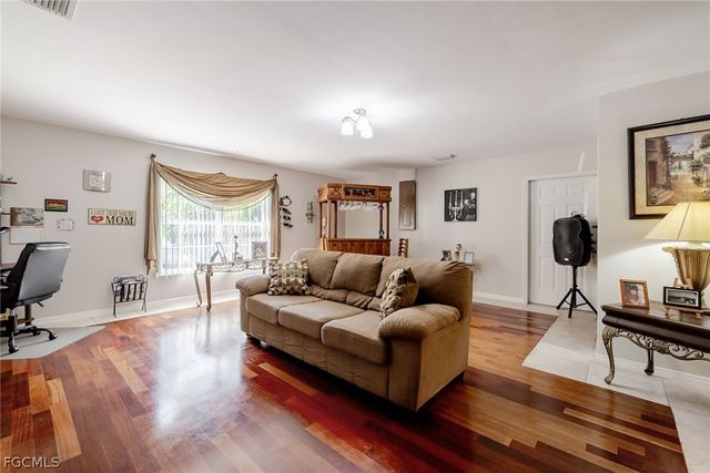 4245 34th AVE SE, Naples, FL 34117