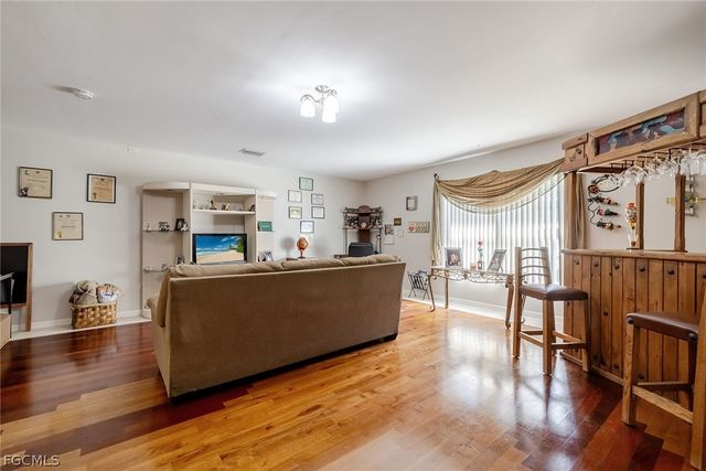 4245 34th AVE SE, Naples, FL 34117