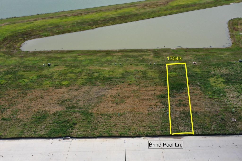 17043 Brine Pool Lane, Crosby, TX 77532