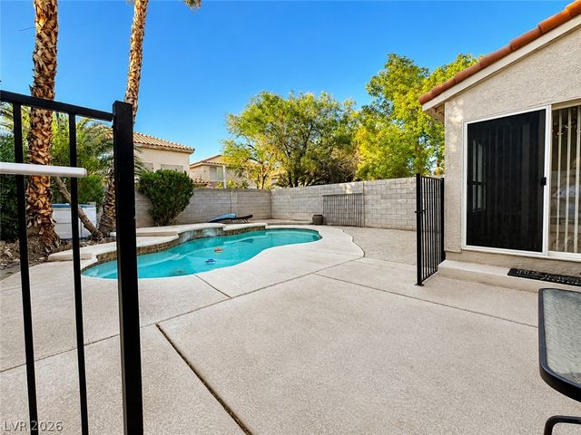 9706 Powell Plateau Court, Las Vegas, NV 89148