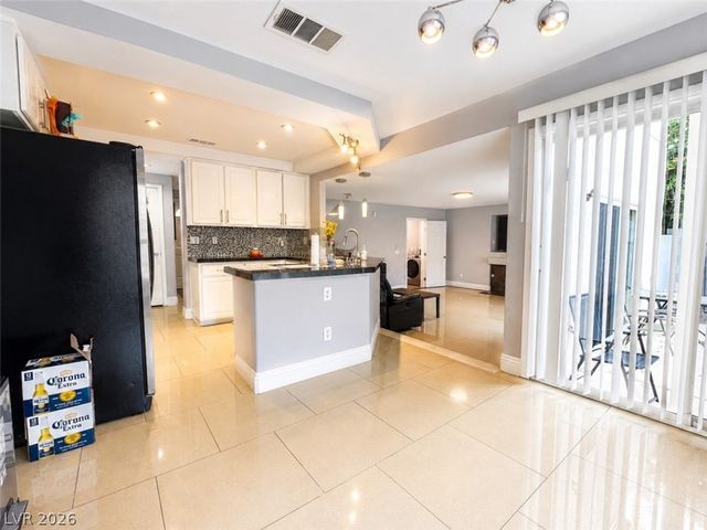 9706 Powell Plateau Court, Las Vegas, NV 89148