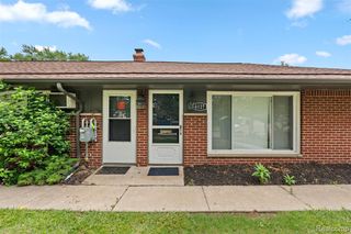 4127 Kent Rd, Royal Oak, MI 48073