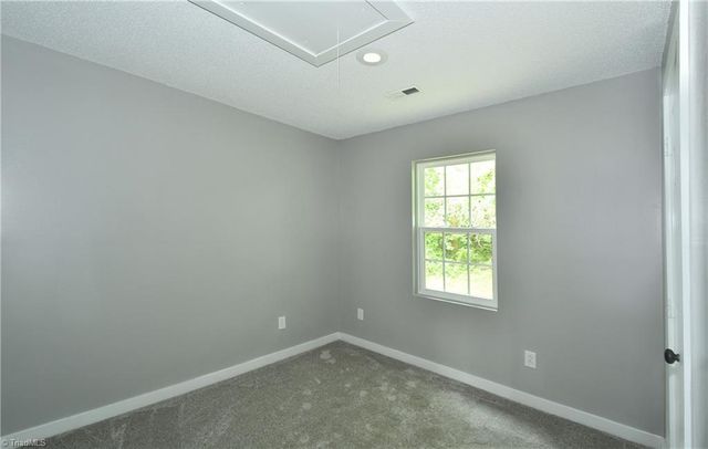 5832 Sir Knight Circle, Clemmons, NC 27012