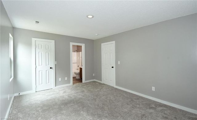 5832 Sir Knight Circle, Clemmons, NC 27012