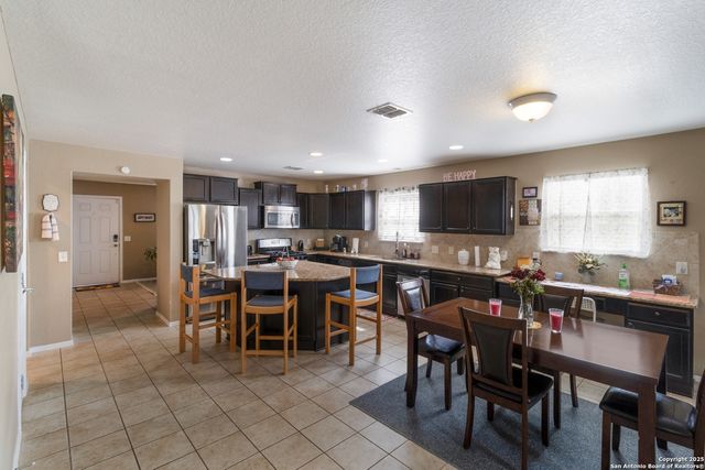 10917 Charreada, San Antonio, TX 78245