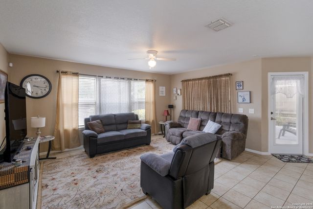 10917 Charreada, San Antonio, TX 78245