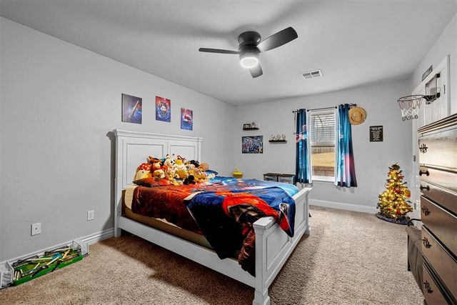 3801 Tori Place, Yukon, OK 73099