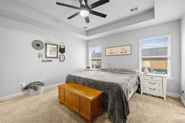 3801 Tori Place, Yukon, OK 73099