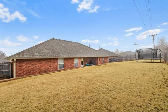 3801 Tori Place, Yukon, OK 73099