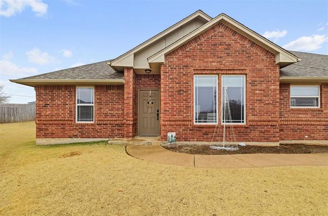 3801 Tori Place, Yukon, OK 73099