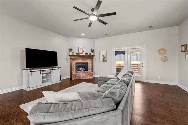 3801 Tori Place, Yukon, OK 73099