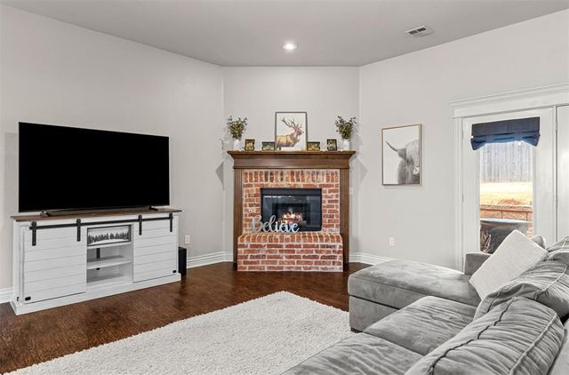 3801 Tori Place, Yukon, OK 73099