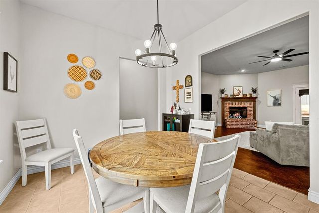 3801 Tori Place, Yukon, OK 73099