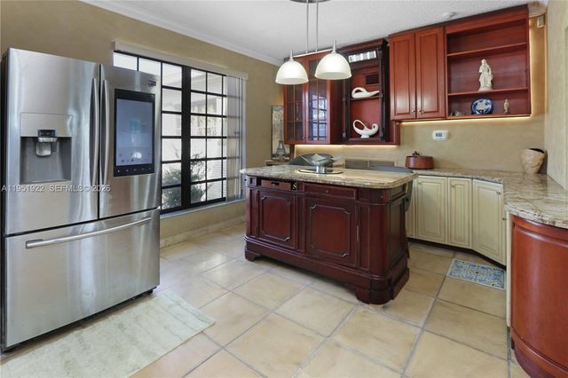 910 N 14th Court, Hollywood, FL 33020