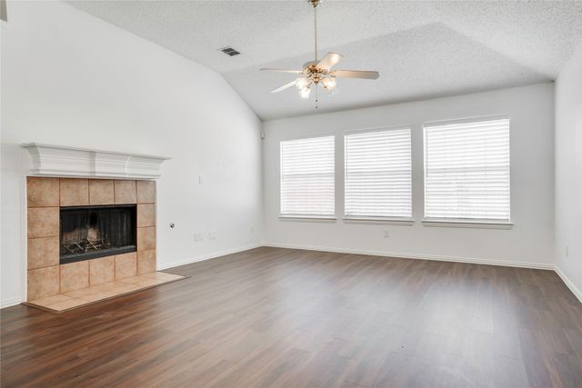 8611 Ironwood Drive, Irving, TX 75063