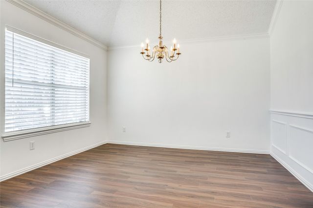 8611 Ironwood Drive, Irving, TX 75063