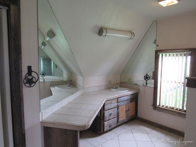 6624 Oilfield Drive, San Angelo, TX 76901