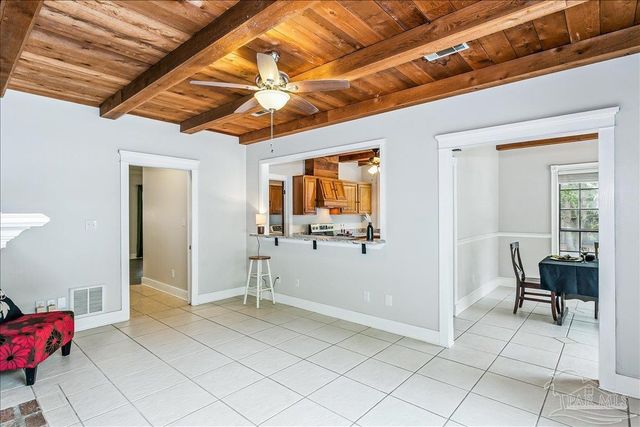1515 Oak Shore Dr, Gulf Breeze, FL 32563