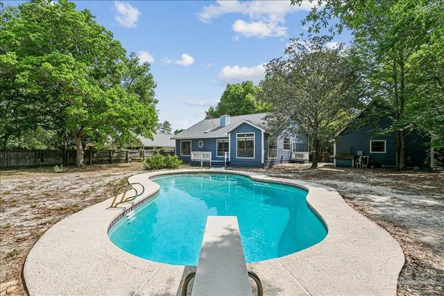 1515 Oak Shore Dr, Gulf Breeze, FL 32563