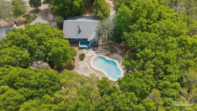 1515 Oak Shore Dr, Gulf Breeze, FL 32563