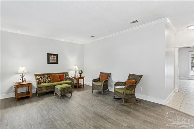 1515 Oak Shore Dr, Gulf Breeze, FL 32563