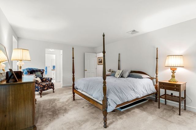 1 Homestead Circle, Andover, MA 01810
