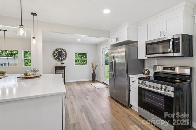 37598 Mountain Creek Road, New London, NC 28127