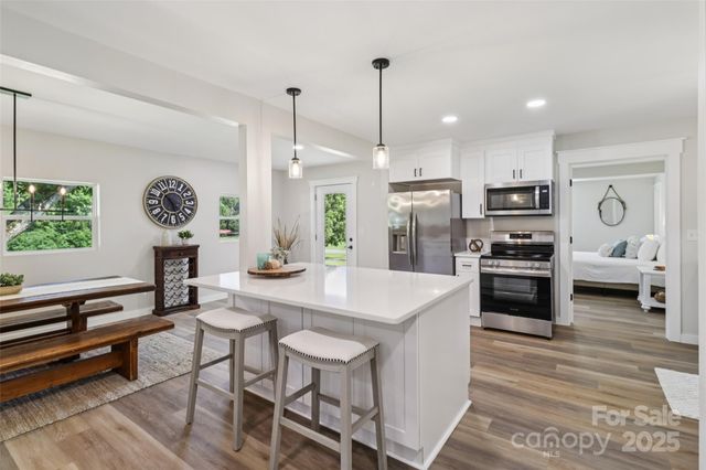 37598 Mountain Creek Road, New London, NC 28127