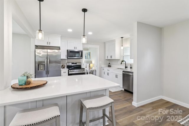 37598 Mountain Creek Road, New London, NC 28127