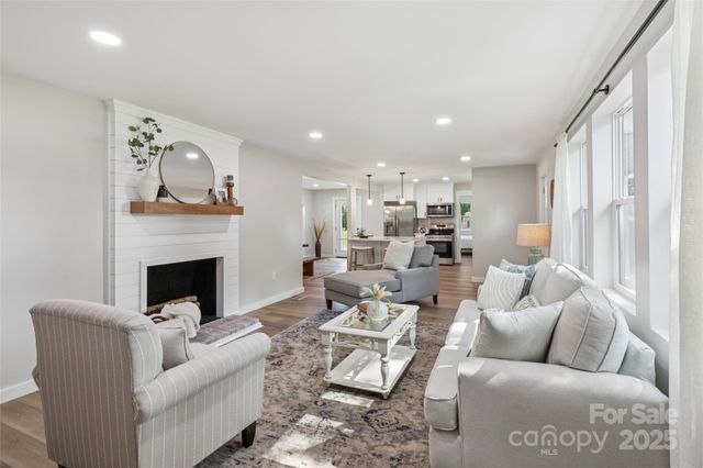 37598 Mountain Creek Road, New London, NC 28127