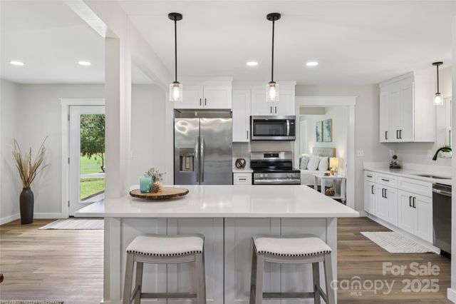 37598 Mountain Creek Road, New London, NC 28127